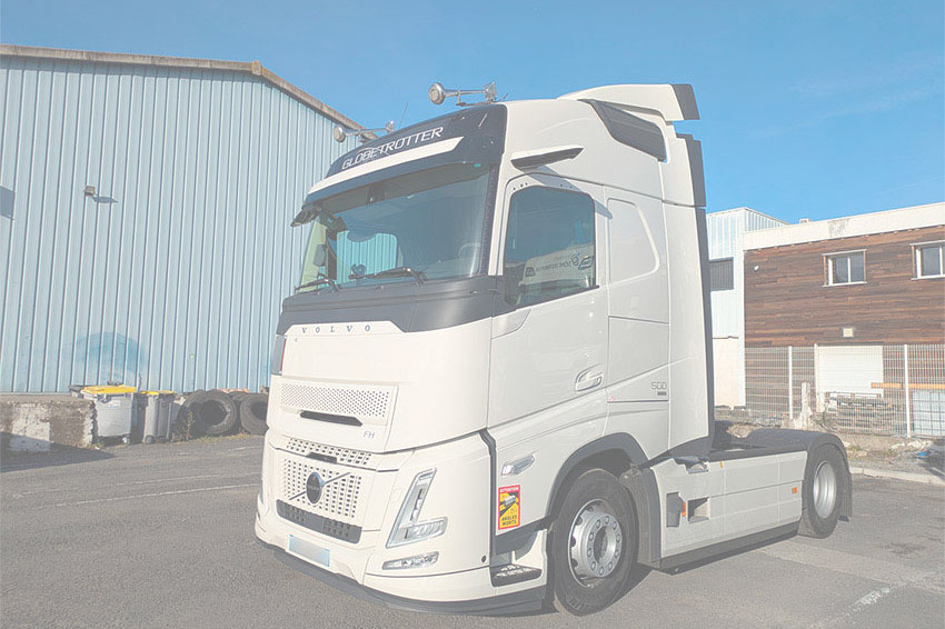 transport dome distribution volvo fh aero 500 blanc