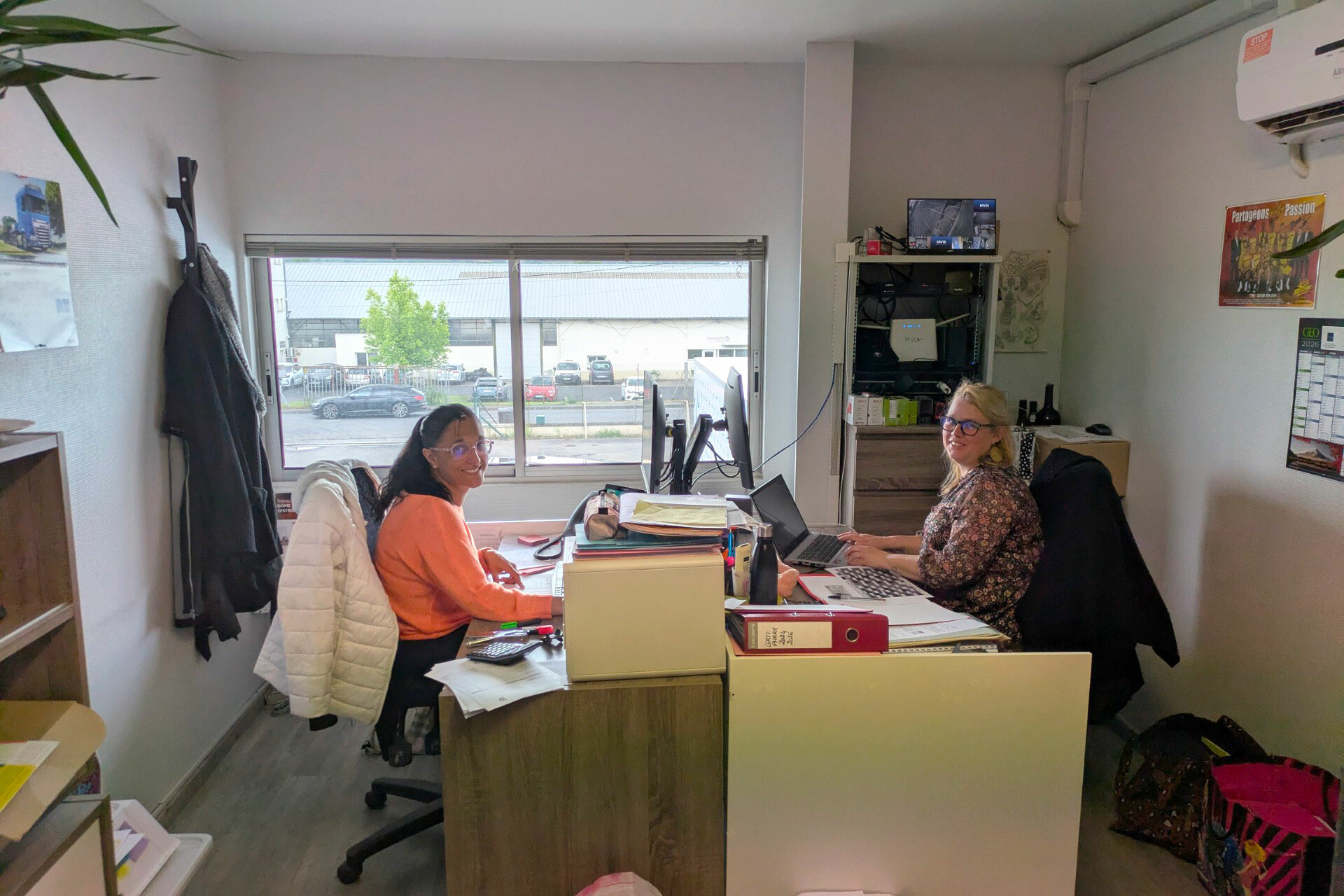bureau Cournon - service Administratif